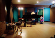 ■岩淵邸ピアノ室